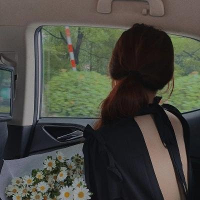宣传路演现场直击：顶流爱豆直播带货翻车，长达一周最新进展