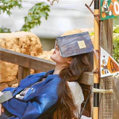 独家爆料：过气明星粉丝骂战升级，服务器被挤瘫痪，三天三夜